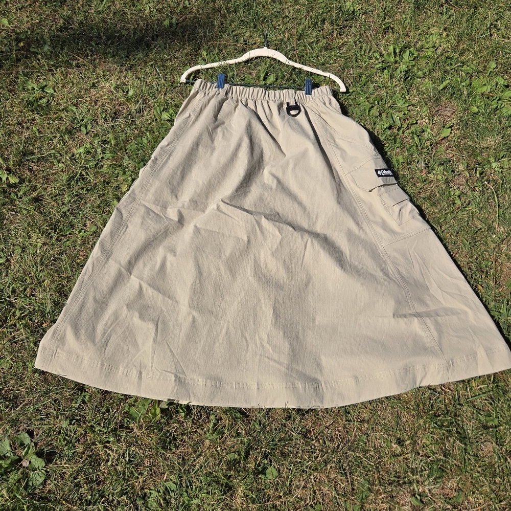 Columbia Khaki A-Line Cargo Skirt